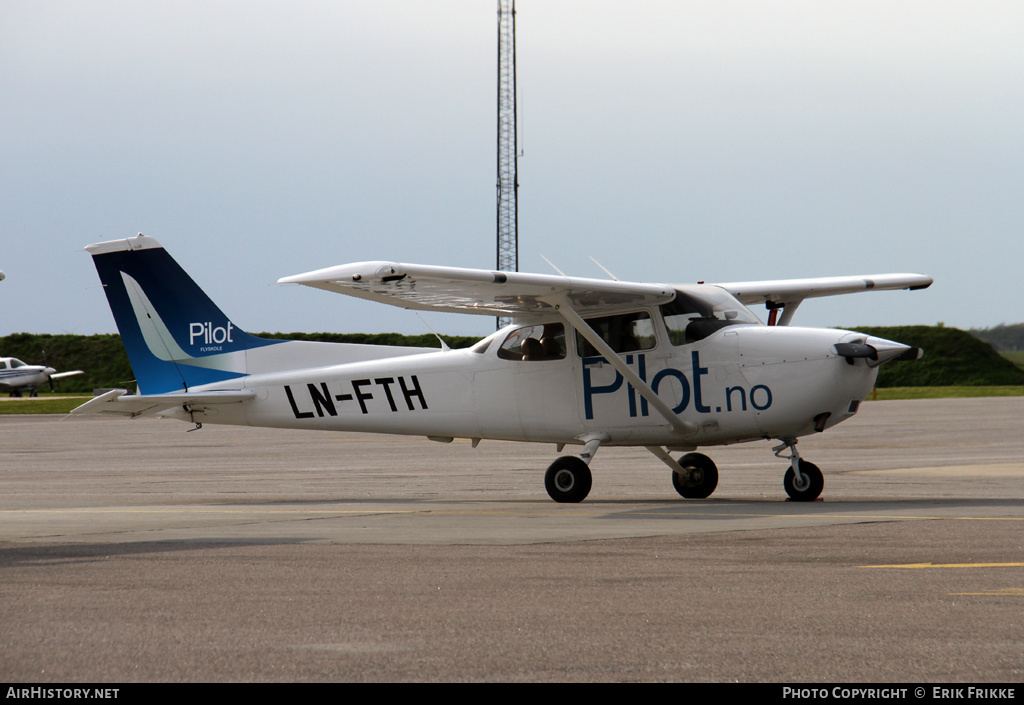 Aircraft Photo of LN-FTH | Cessna 172S Skyhawk SP | Pilot Flyskole | AirHistory.net #497489
