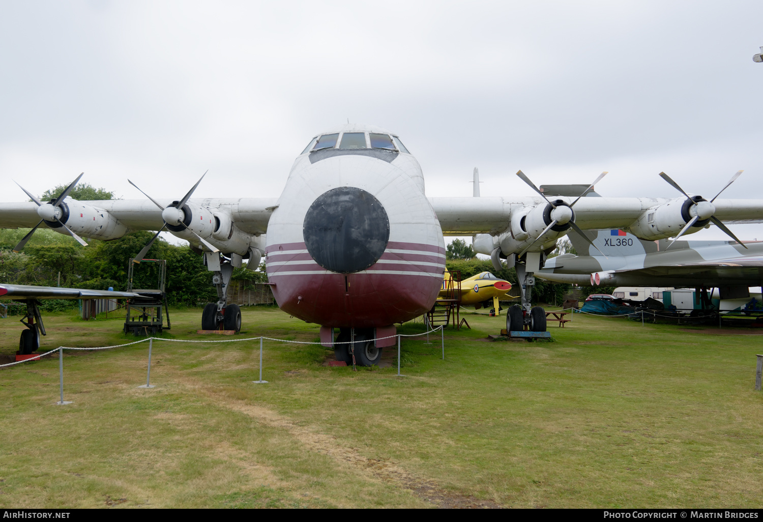 Aircraft Photo of G-APRL | Armstrong Whitworth AW-650 Argosy 101 | Elan Overnight Delivery System | AirHistory.net #497590