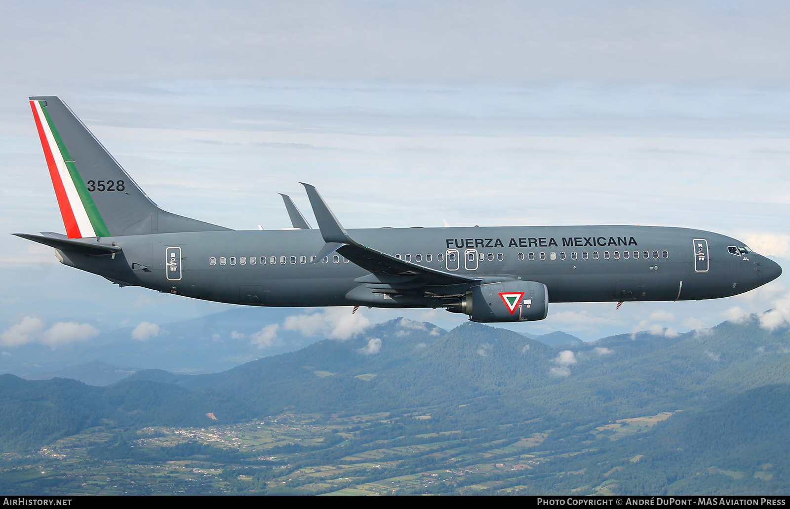 Aircraft Photo of 3528 | Boeing 737-800 | Mexico - Air Force | AirHistory.net #497773