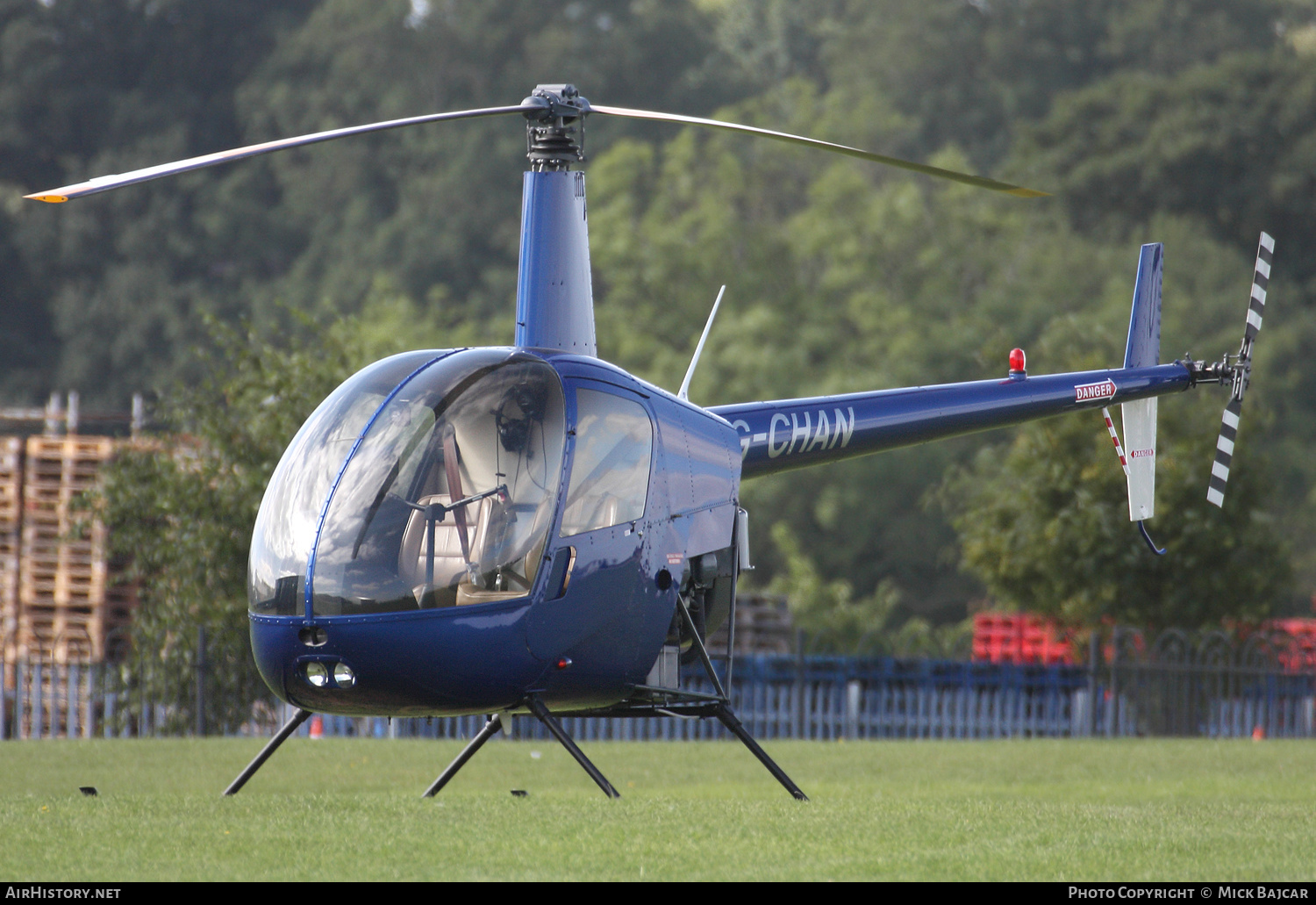 Aircraft Photo of G-CHAN | Robinson R-22 Beta | AirHistory.net #497901