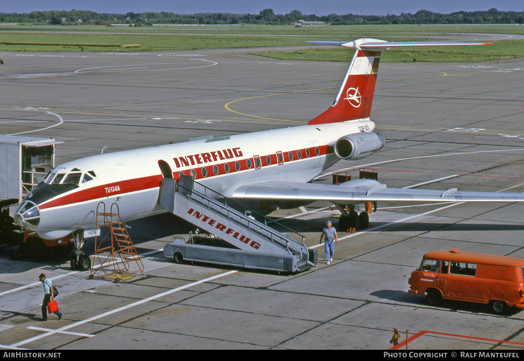 Aircraft Photo of DDR-SCK | Tupolev Tu-134AK | Interflug | AirHistory.net #498030