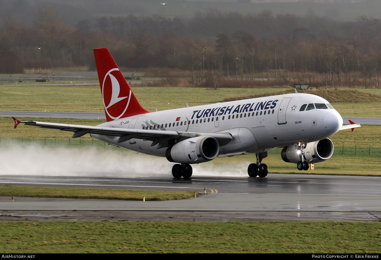 Aircraft Photo of TC-JUA | Airbus A319-132 | Turkish Airlines | AirHistory.net #498072