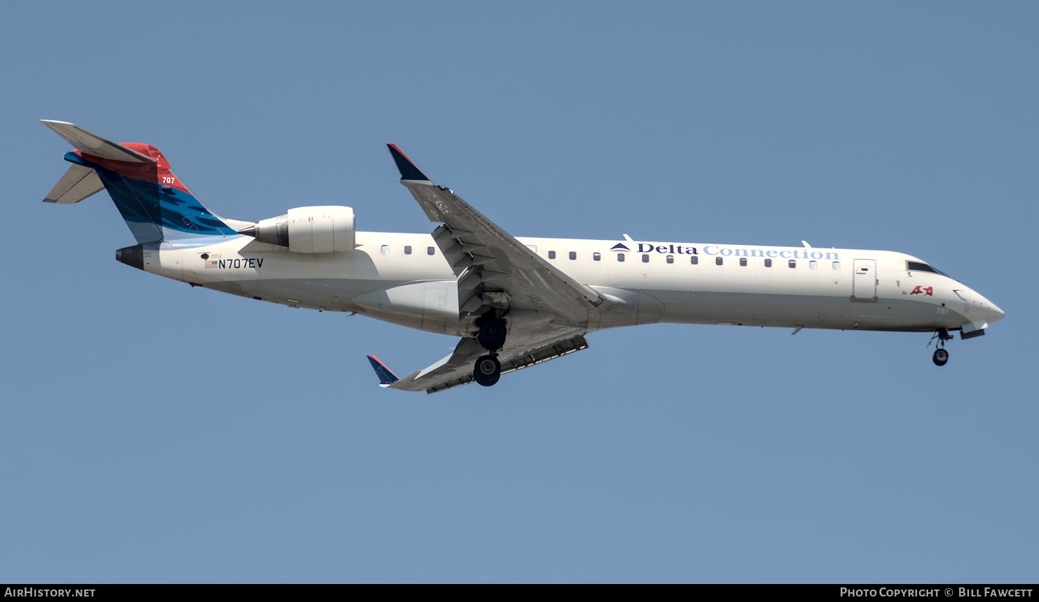 Aircraft Photo of N707EV | Bombardier CRJ-701ER (CL-600-2C10) | Delta Connection | AirHistory.net #498198