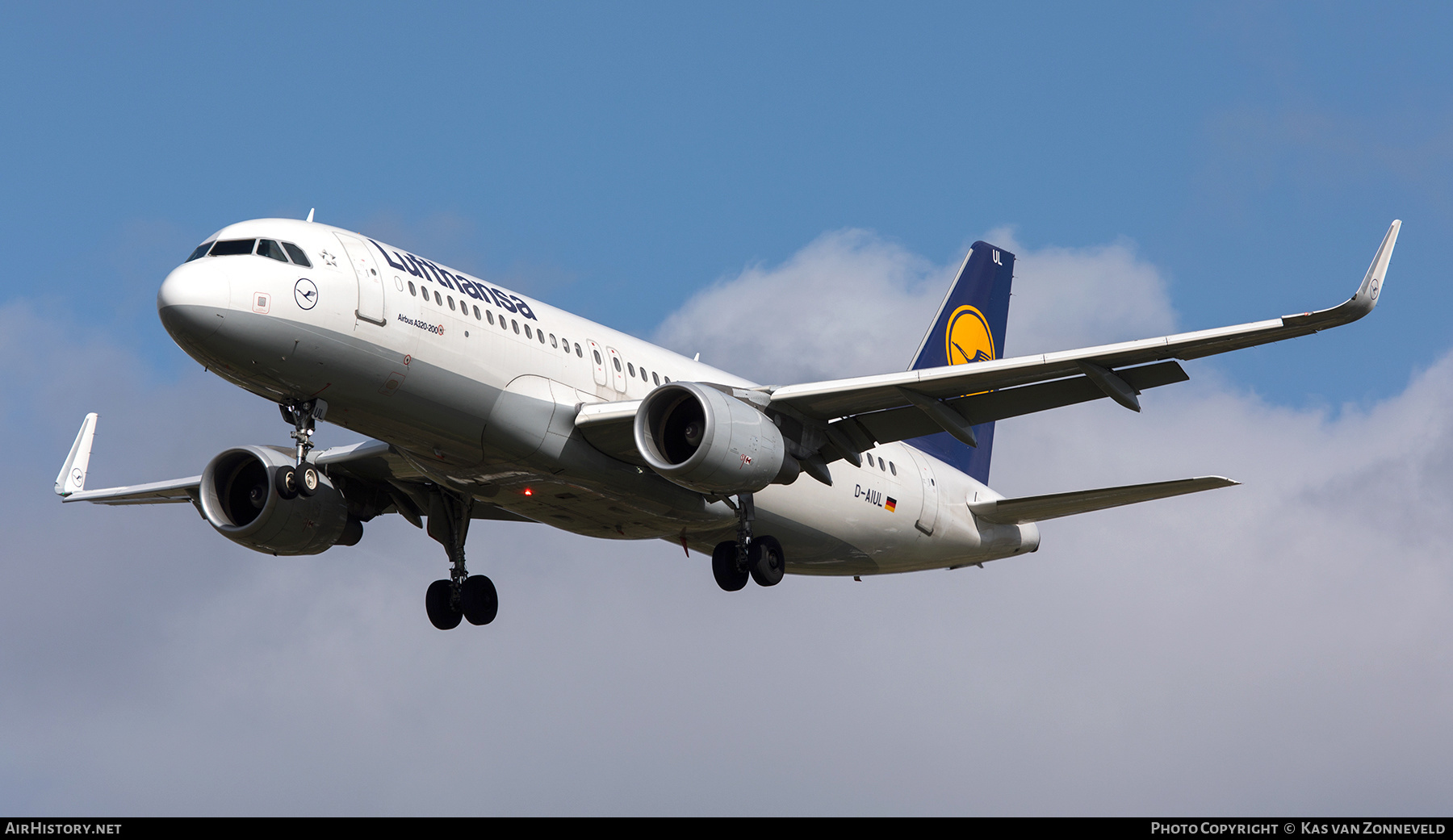 Aircraft Photo of D-AIUL | Airbus A320-214 | Lufthansa | AirHistory.net #498203