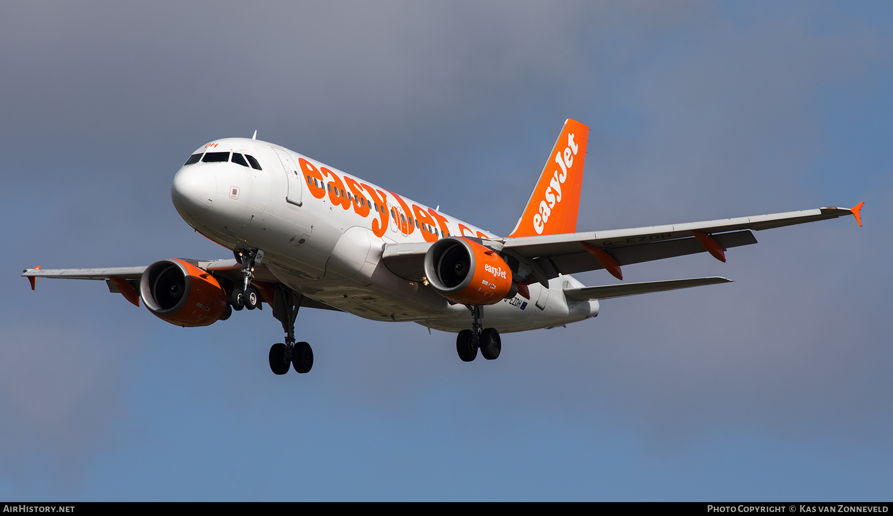 Aircraft Photo of G-EZDH | Airbus A319-111 | EasyJet | AirHistory.net #498211