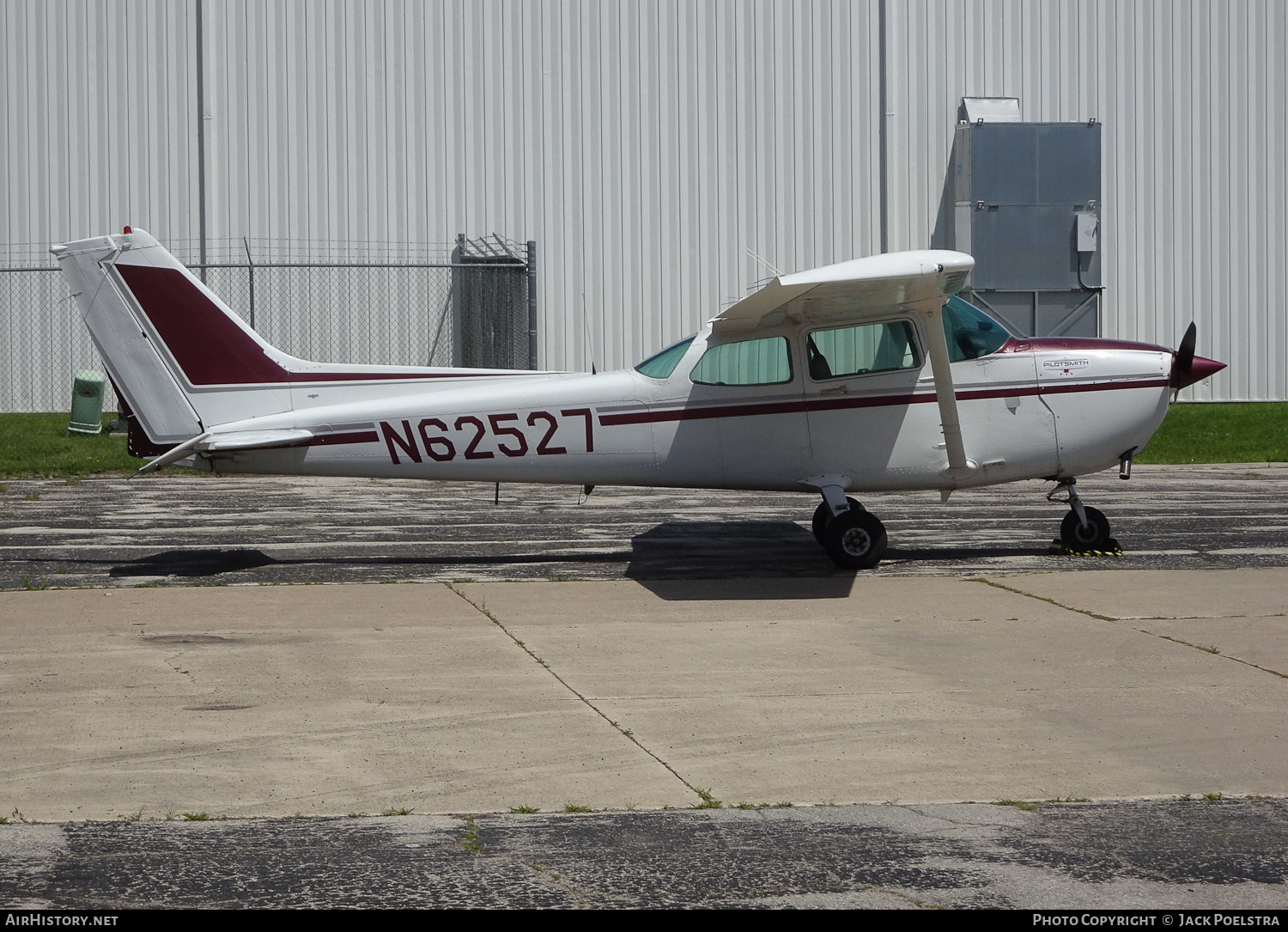 Aircraft Photo of N62527 | Cessna 172P | AirHistory.net #498226