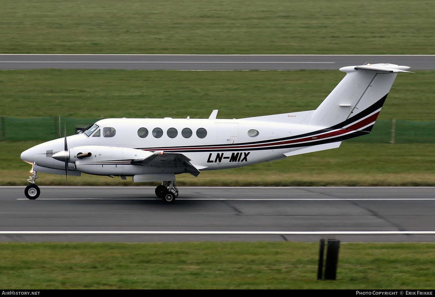 Aircraft Photo of LN-MIX | Beech B200 Super King Air | AirHistory.net #498352
