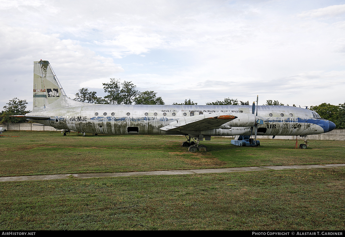 Aircraft Photo of HA-MOE | Ilyushin Il-18Gr | Malév - Hungarian Airlines Air Cargo | AirHistory.net #498384