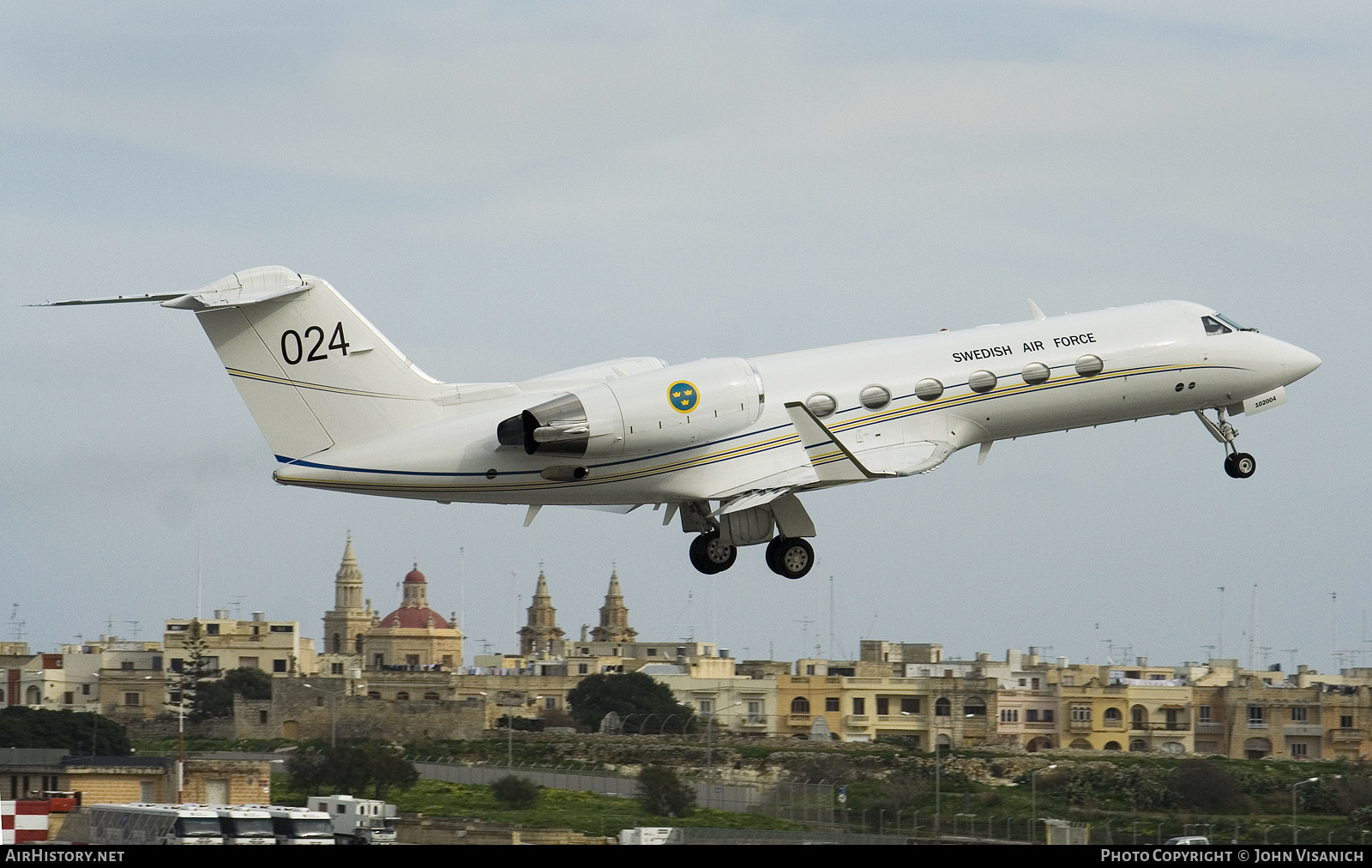 Aircraft Photo of 102004 | Gulfstream Aerospace Tp102C Gulfstream IV | Sweden - Air Force | AirHistory.net #498385