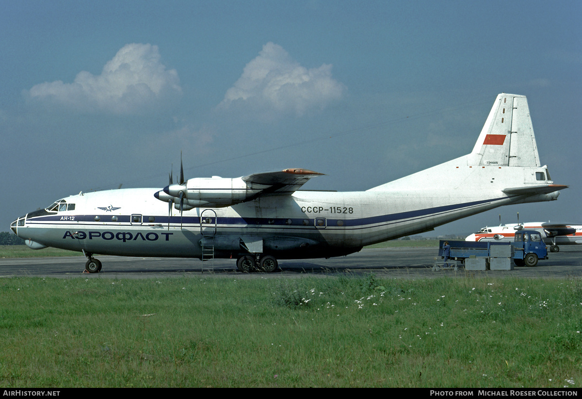Aircraft Photo of CCCP-11528 | Antonov An-12BP | Aeroflot | AirHistory.net #498408