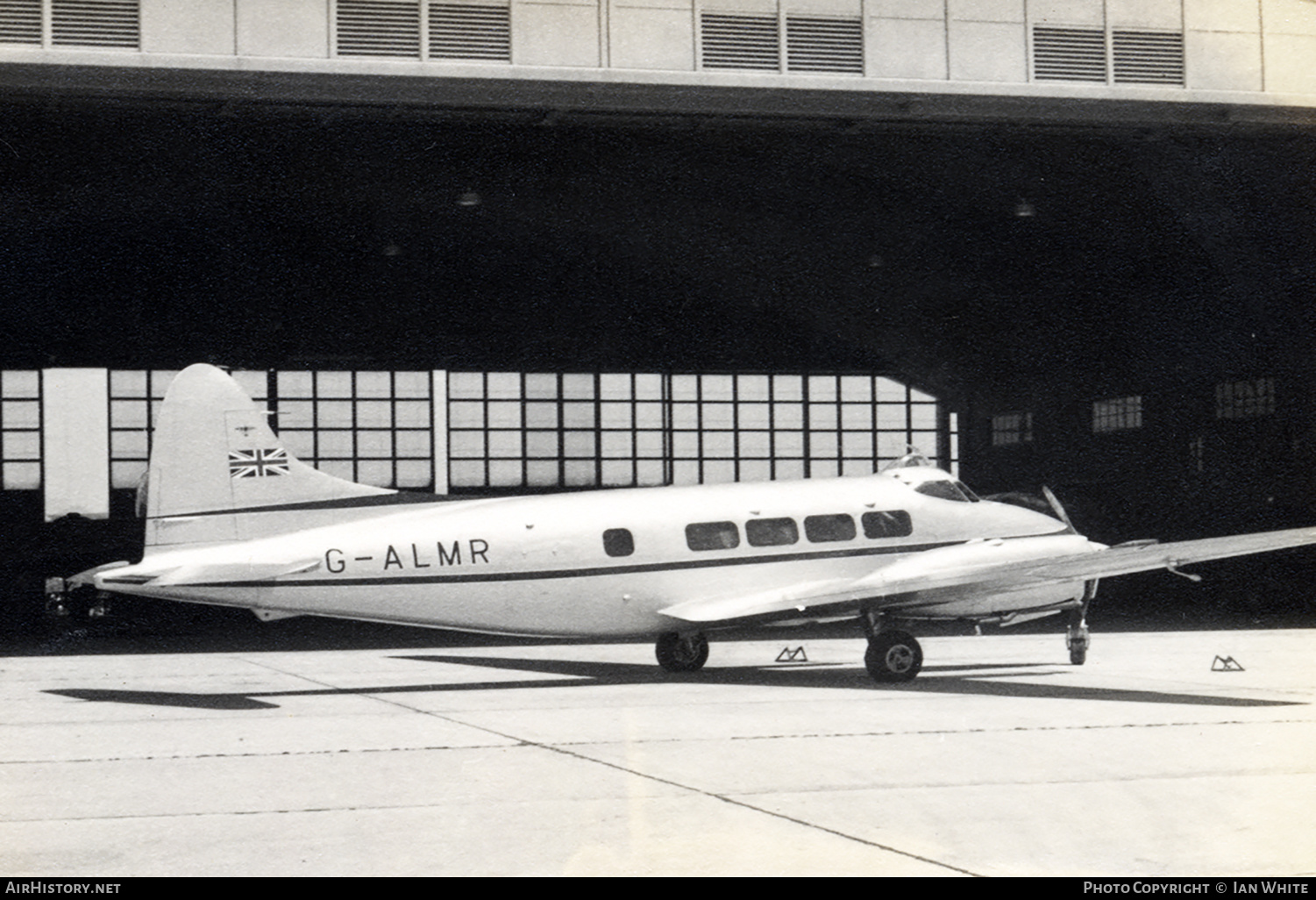 Aircraft Photo of G-ALMR | De Havilland D.H. 104 Dove 1B | AirHistory.net #498410