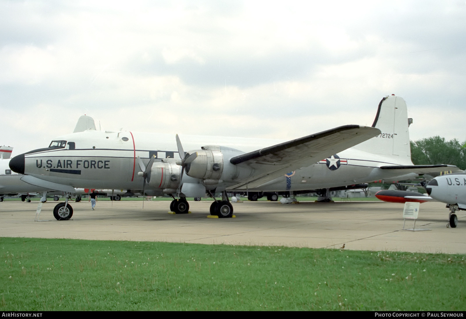 Aircraft Photo of 42-72724 / 0-72724 | Douglas C-54D Skymaster | USA - Air Force | AirHistory.net #498516