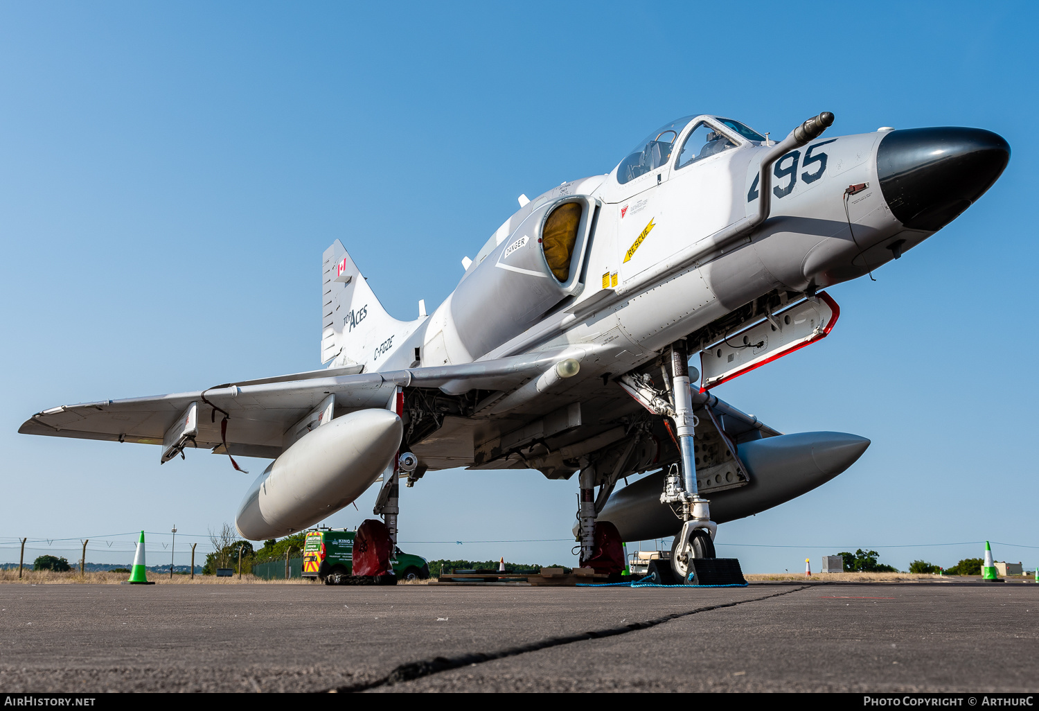 Aircraft Photo of C-FGZE / 159823 | McDonnell Douglas A-4N Skyhawk II | Top Aces | AirHistory.net #498563