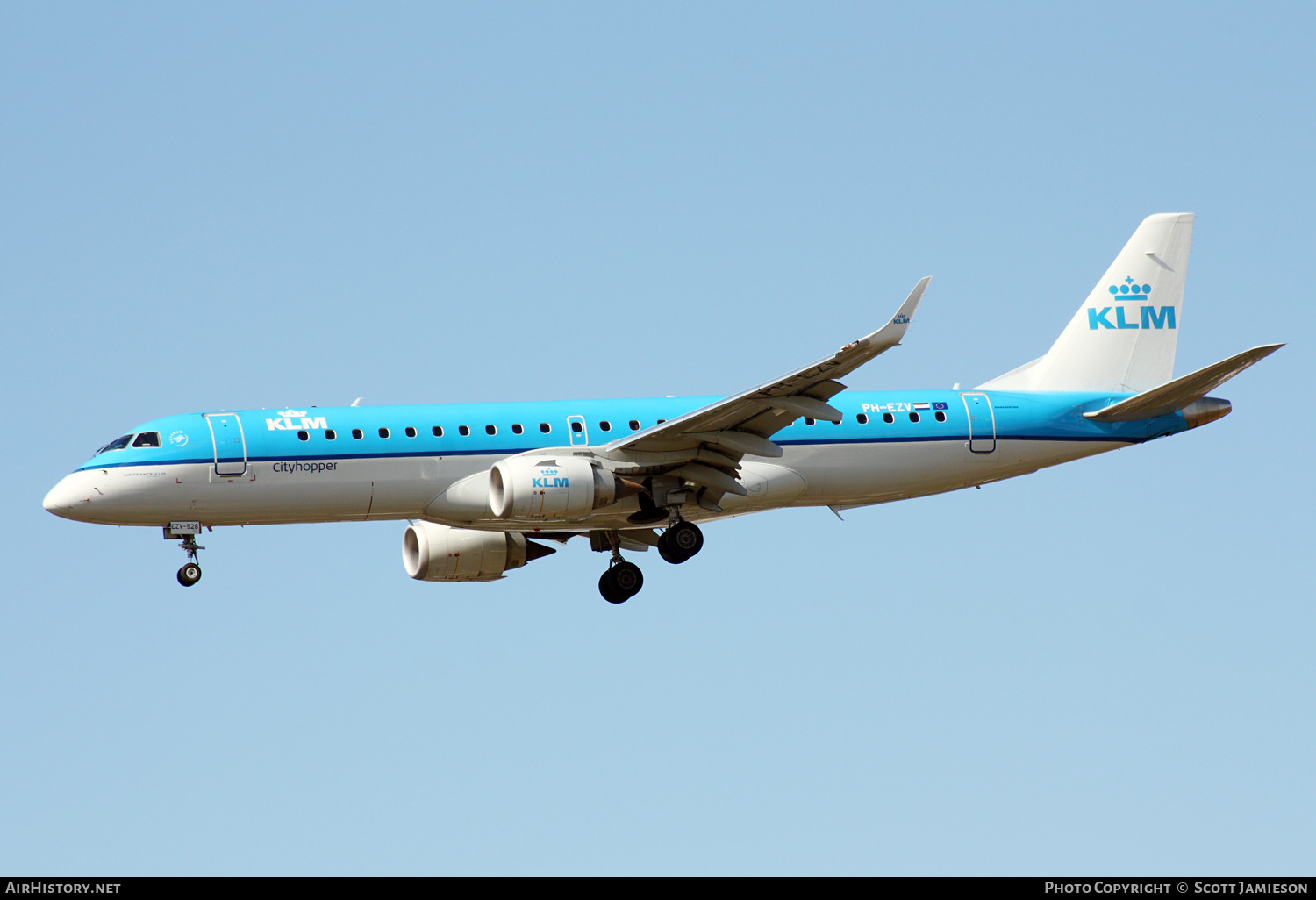 Aircraft Photo of PH-EZV | Embraer 190STD (ERJ-190-100STD) | KLM Cityhopper | AirHistory.net #498582