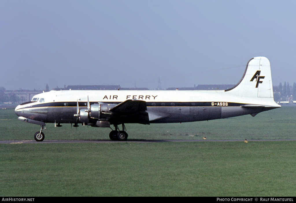 Aircraft Photo of G-ASOG | Douglas C-54A Skymaster | Air Ferry | AirHistory.net #498612