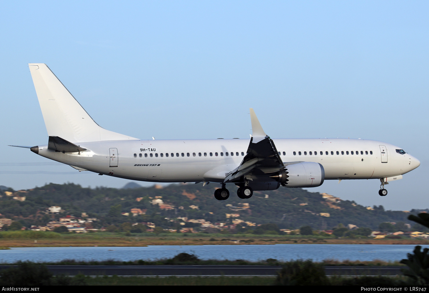 Aircraft Photo of 9H-TAU | Boeing 737-8 Max 8 | AirHistory.net #498784