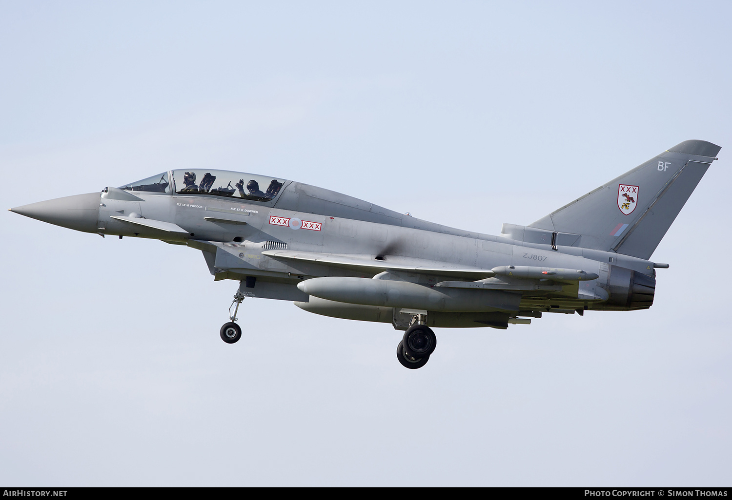 Aircraft Photo of ZJ807 | Eurofighter EF-2000 Typhoon T3 | UK - Air Force | AirHistory.net #498806