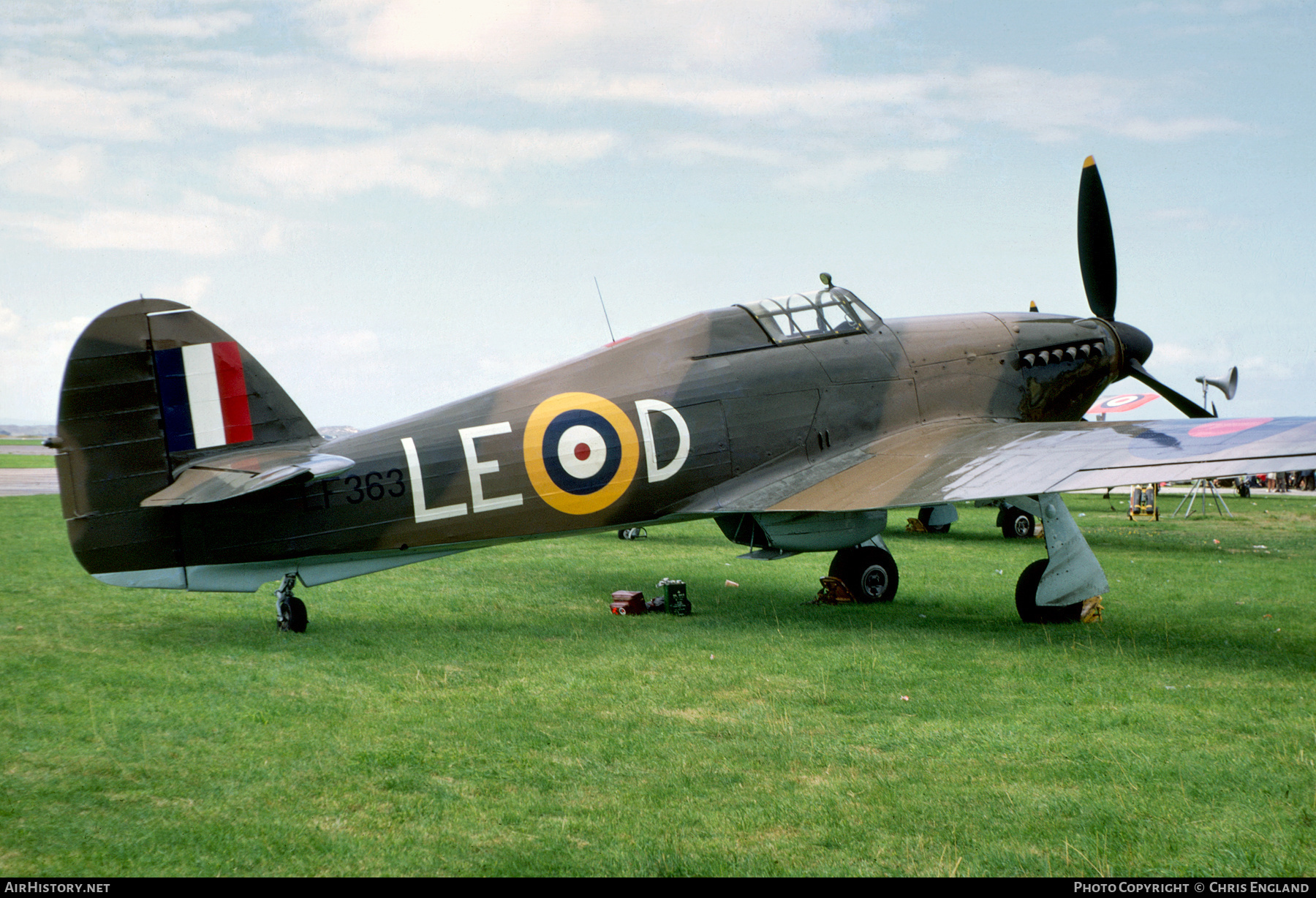 Aircraft Photo of LF363 | Hawker Hurricane Mk2C | UK - Air Force | AirHistory.net #498935