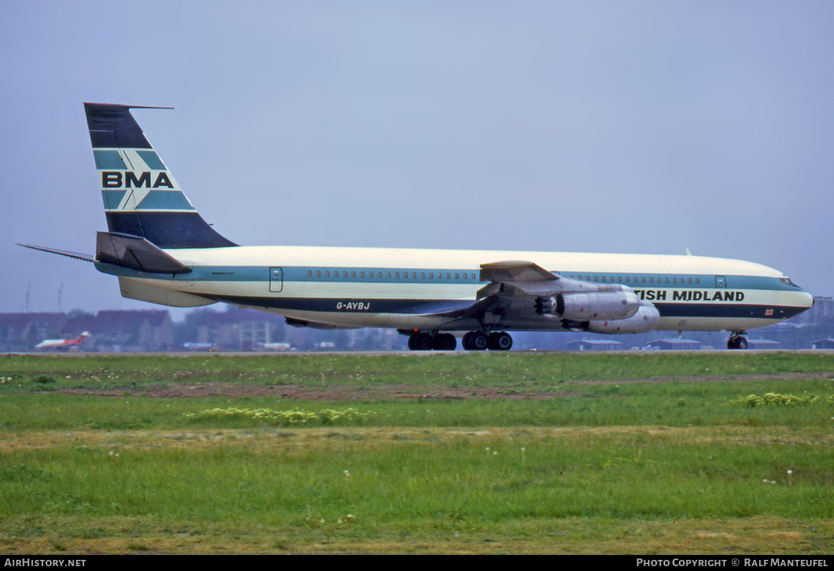 Aircraft Photo of G-AYBJ | Boeing 707-321 | British Midland Airways - BMA | AirHistory.net #499042