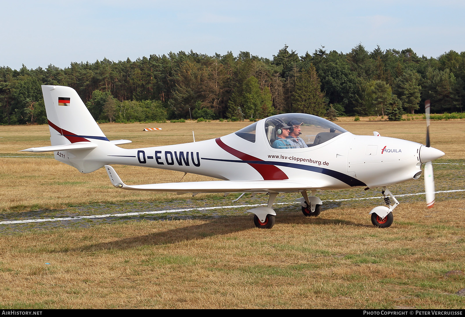 Aircraft Photo of D-EDWU | Aquila AT01-100A A211 | Luftsportverein Cloppenburg | AirHistory.net #499067