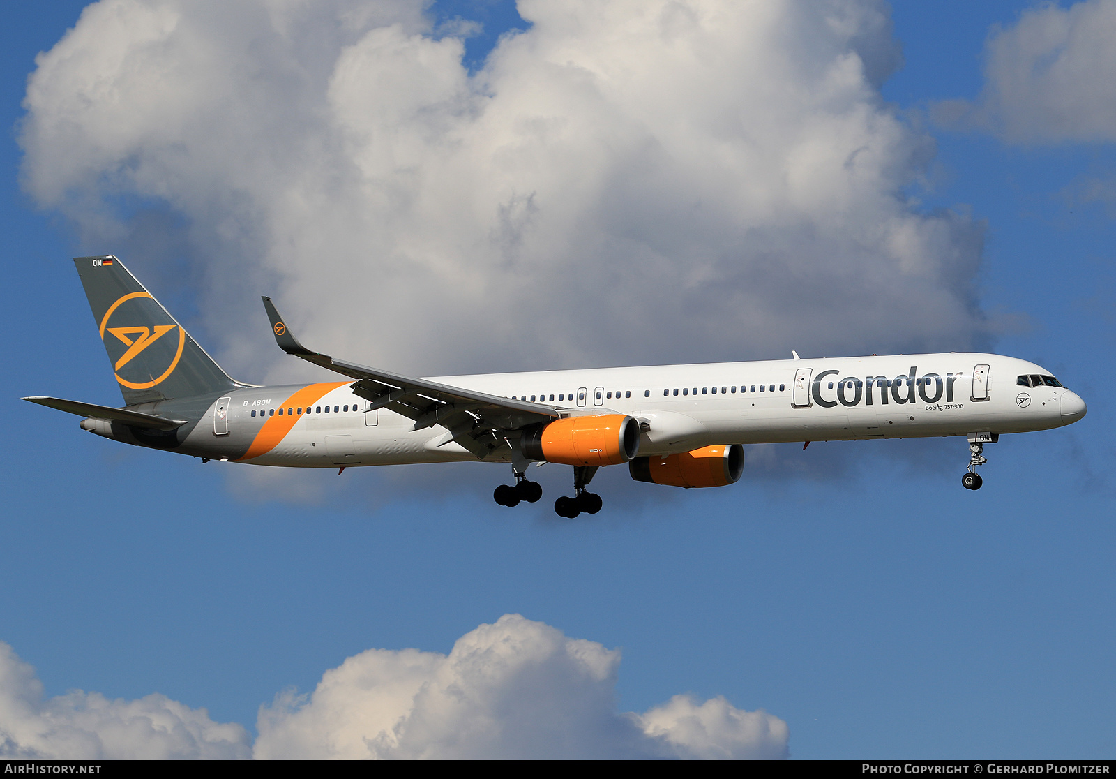 Aircraft Photo of D-ABOM | Boeing 757-330 | Condor Flugdienst | AirHistory.net #499070