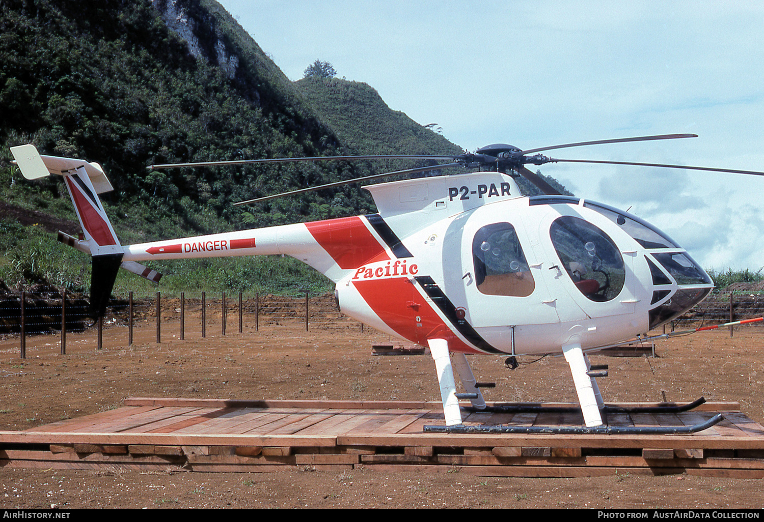 Aircraft Photo of P2-PAR | McDonnell Douglas MD-500E (369E) | Pacific Helicopters | AirHistory.net #499071