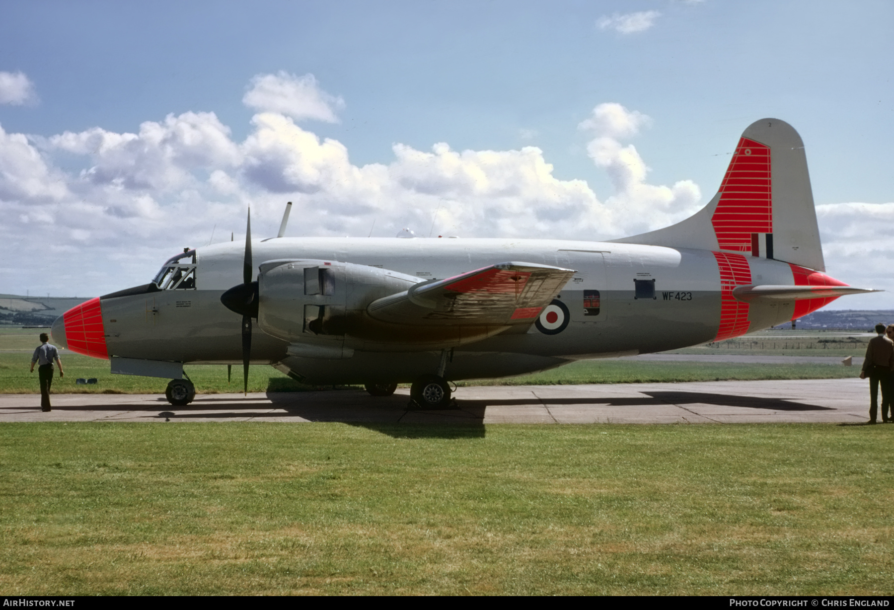 Aircraft Photo of WF423 | Vickers 668 Varsity T.1 | UK - Air Force | AirHistory.net #499085