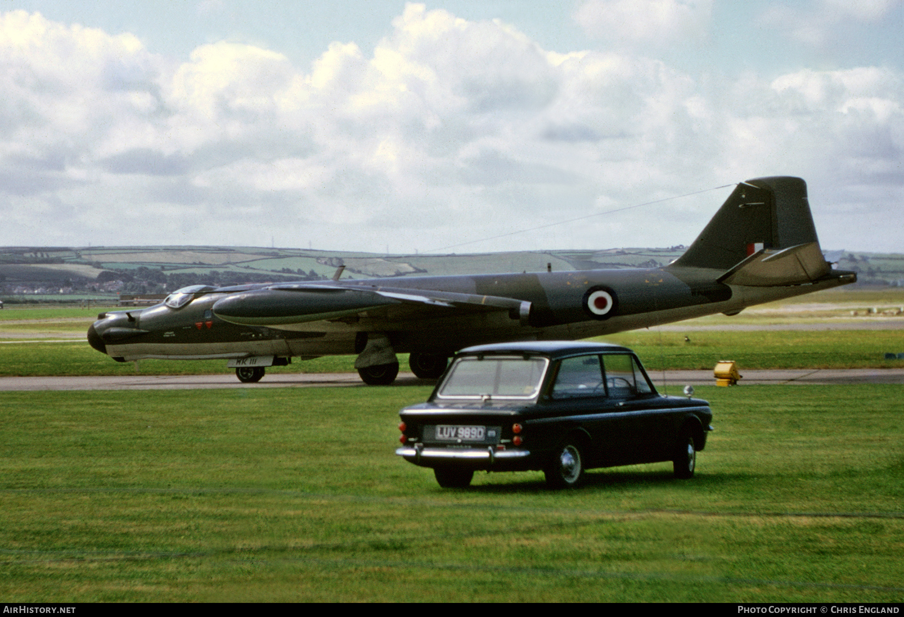 Aircraft Photo of WK111 | English Electric Canberra T17 | UK - Air Force | AirHistory.net #499091