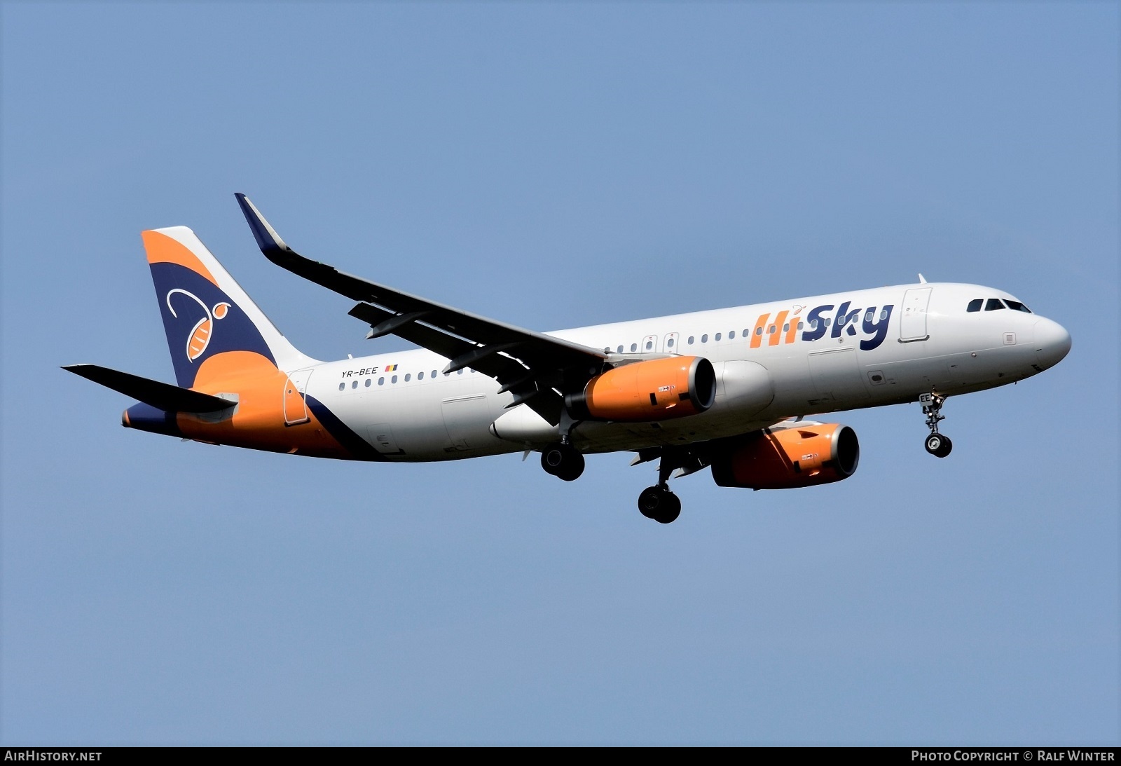 Aircraft Photo of YR-BEE | Airbus A320-232 | HiSky | AirHistory.net #499115