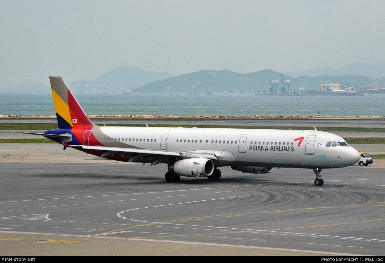 Aircraft Photo of HL8257 | Airbus A321-231 | Asiana Airlines | AirHistory.net #499131