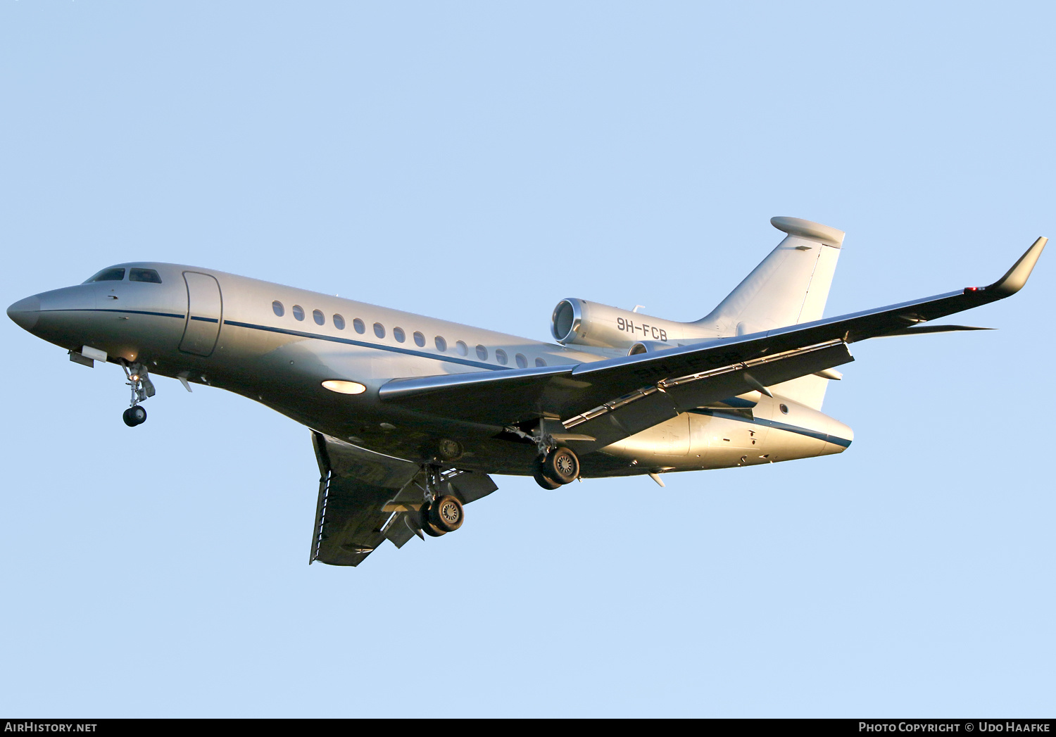 Aircraft Photo of 9H-FCB | Dassault Falcon 7X | AirHistory.net #499183