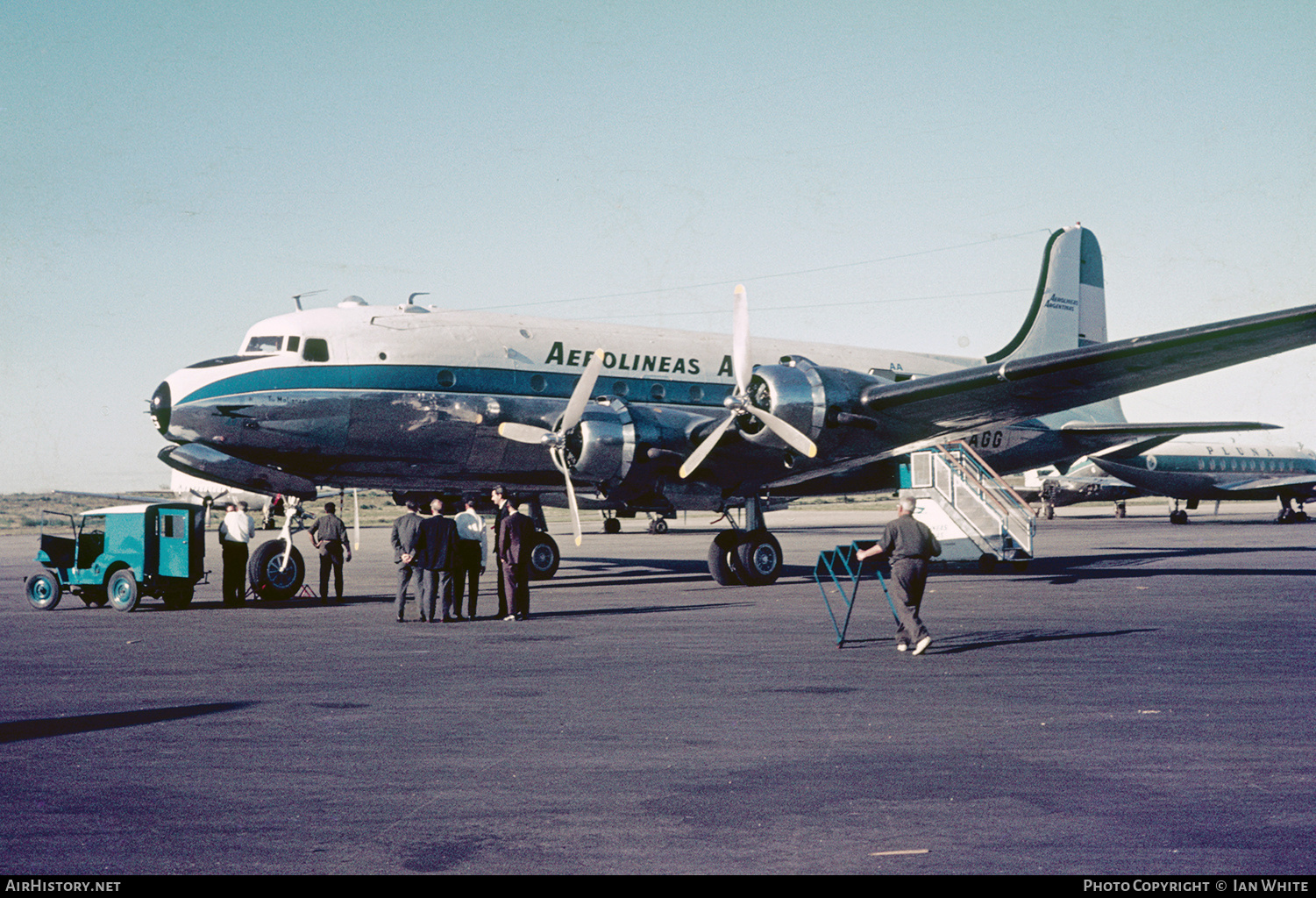 Aircraft Photo of LV-AGG | Douglas C-54A/AT Skymaster | Aerolíneas Argentinas | AirHistory.net #499188