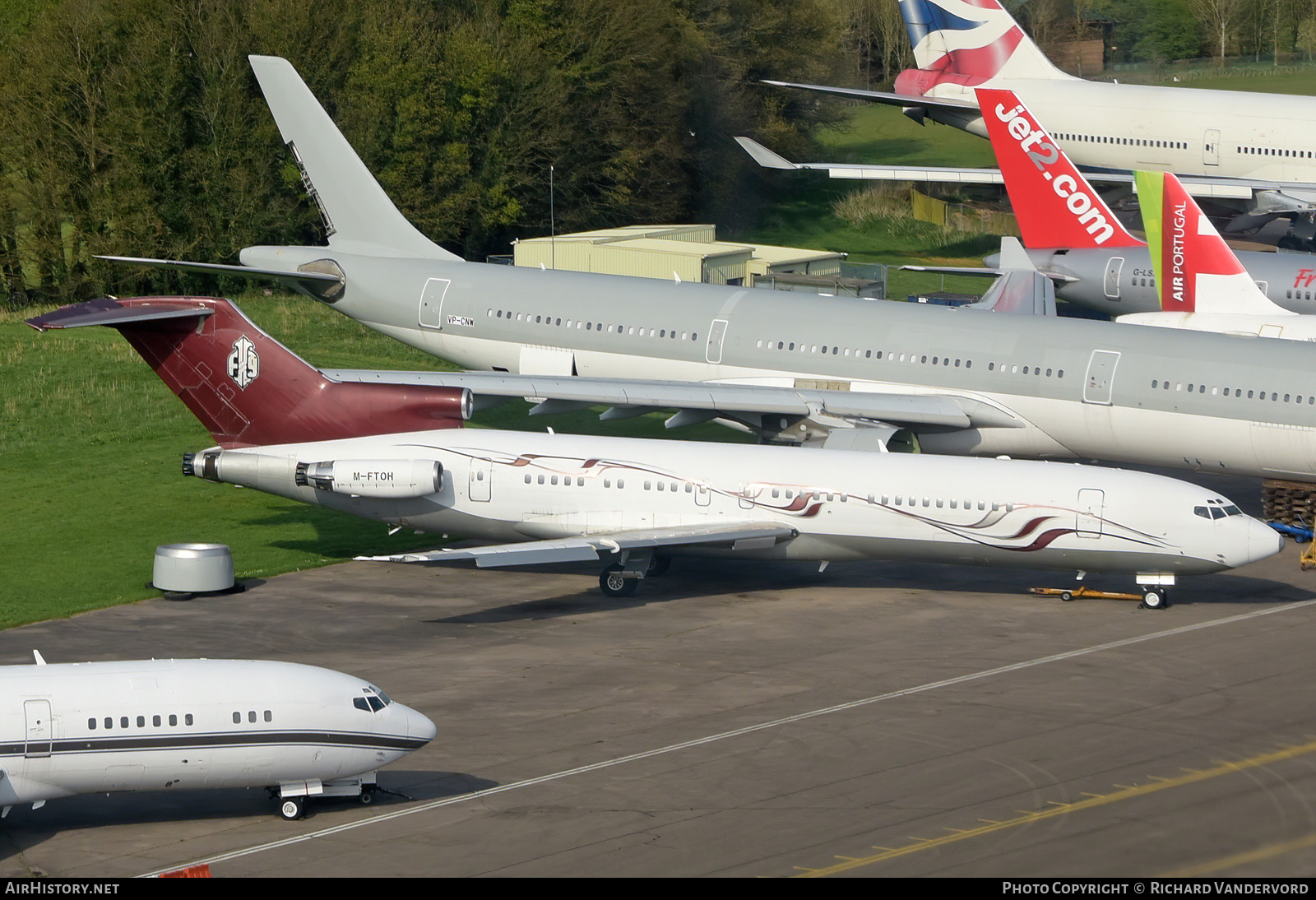 Aircraft Photo of M-FTOH | Boeing 727-269/Adv | AirHistory.net #499203