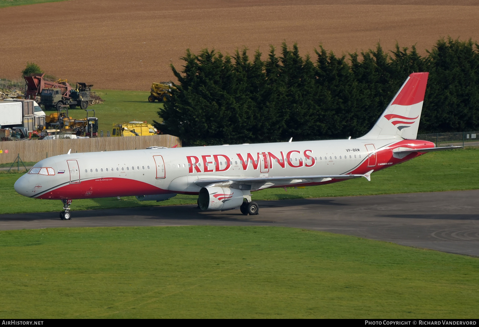 Aircraft Photo of VP-BRM | Airbus A321-231 | Red Wings | AirHistory.net #499204