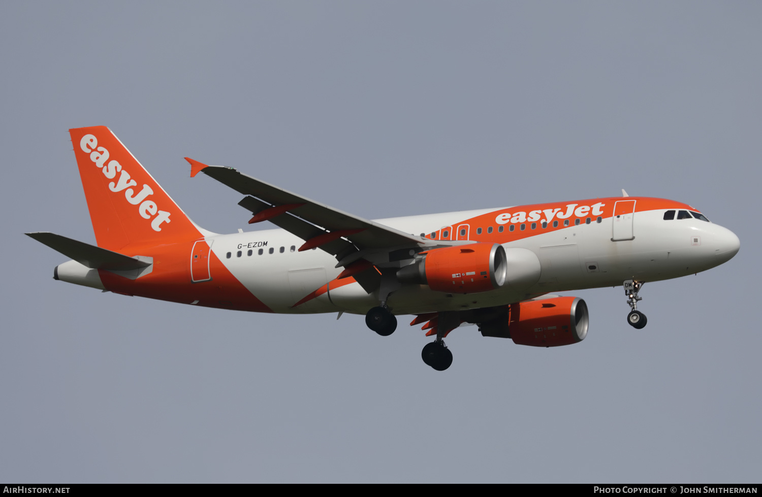 Aircraft Photo of G-EZDM | Airbus A319-111 | EasyJet | AirHistory.net #499215