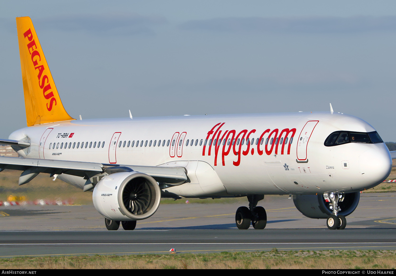 Aircraft Photo of TC-RBH | Airbus A321-251NX | Pegasus Airlines | AirHistory.net #499226