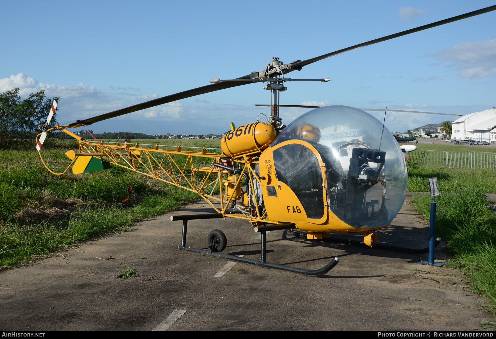 Aircraft Photo of 8611 | Bell OH-13H Sioux | Brazil - Air Force | AirHistory.net #499316