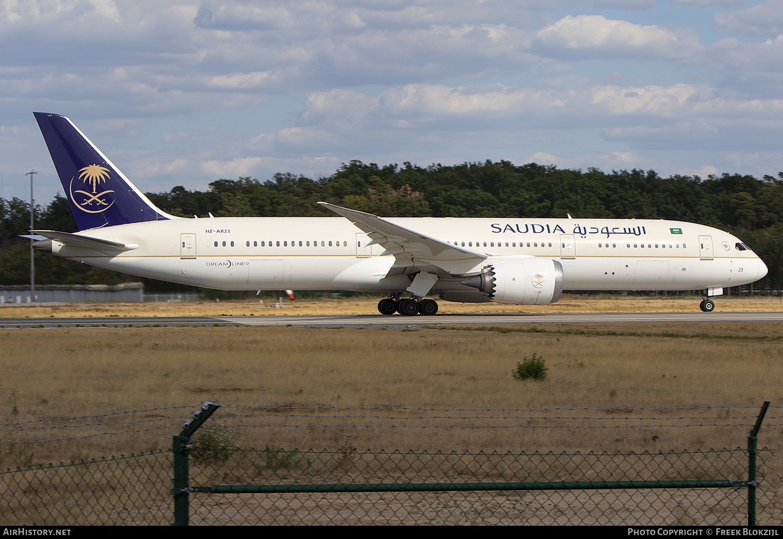 Aircraft Photo of HZ-AR23 | Boeing 787-9 Dreamliner | Saudia - Saudi Arabian Airlines | AirHistory.net #499318