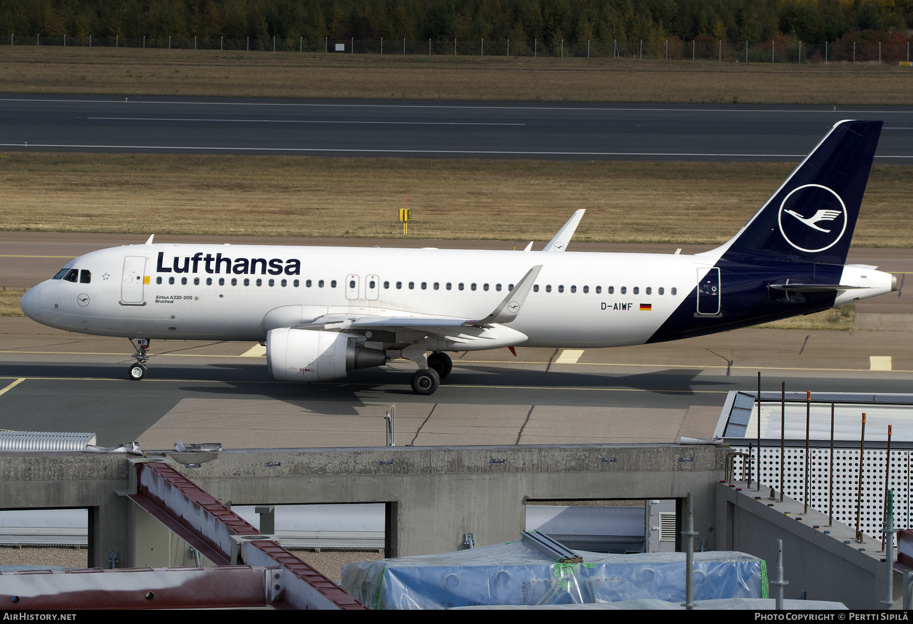 Aircraft Photo of D-AIWF | Airbus A320-214 | Lufthansa | AirHistory.net #499384