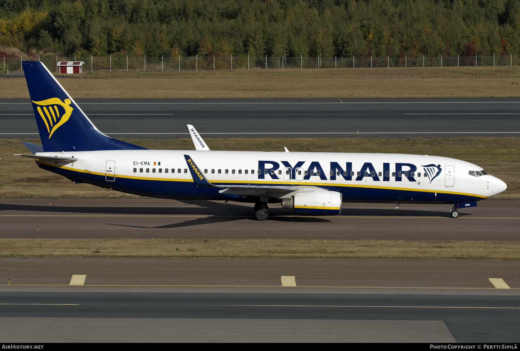 Aircraft Photo of EI-EMA | Boeing 737-8AS | Ryanair | AirHistory.net #499401