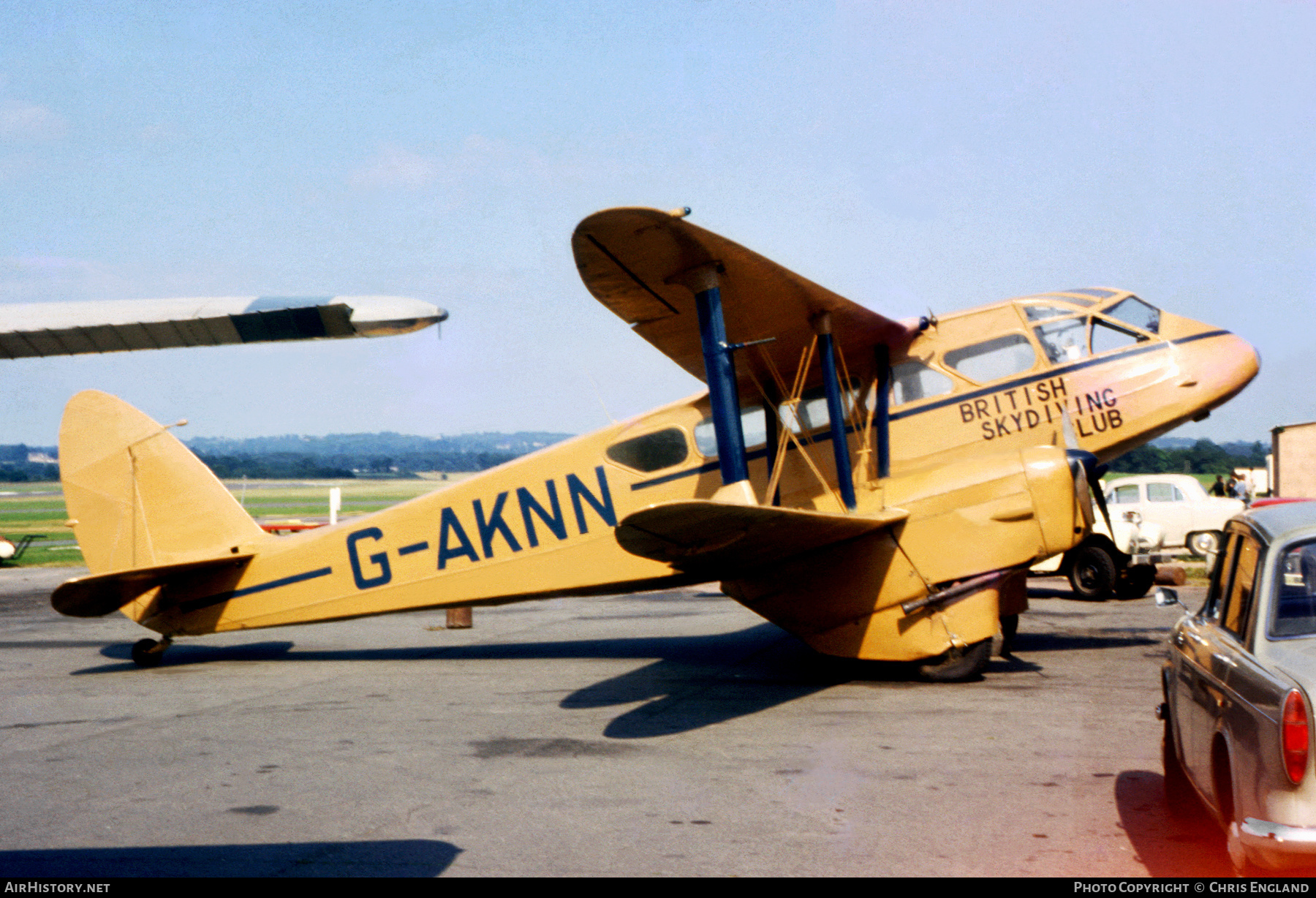 Aircraft Photo of G-AKNN | De Havilland D.H. 89A Dragon Rapide Mk.1 | British Skydiving Club | AirHistory.net #499449