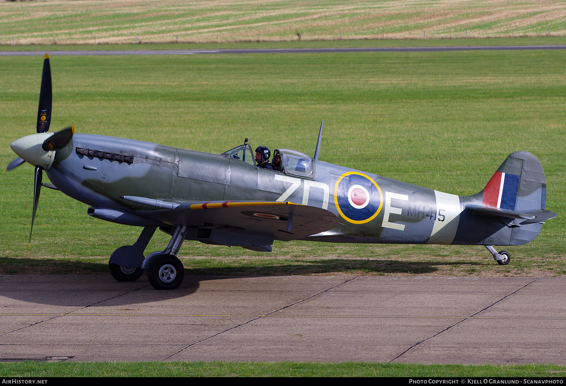 Aircraft Photo of G-AVDJ / MH415 | Supermarine 361 Spitfire LF9C | UK - Air Force | AirHistory.net #499477