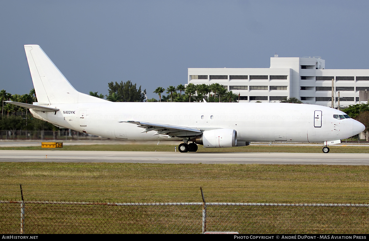 Aircraft Photo of N403YK | Boeing 737-436/SF | AirHistory.net #499522