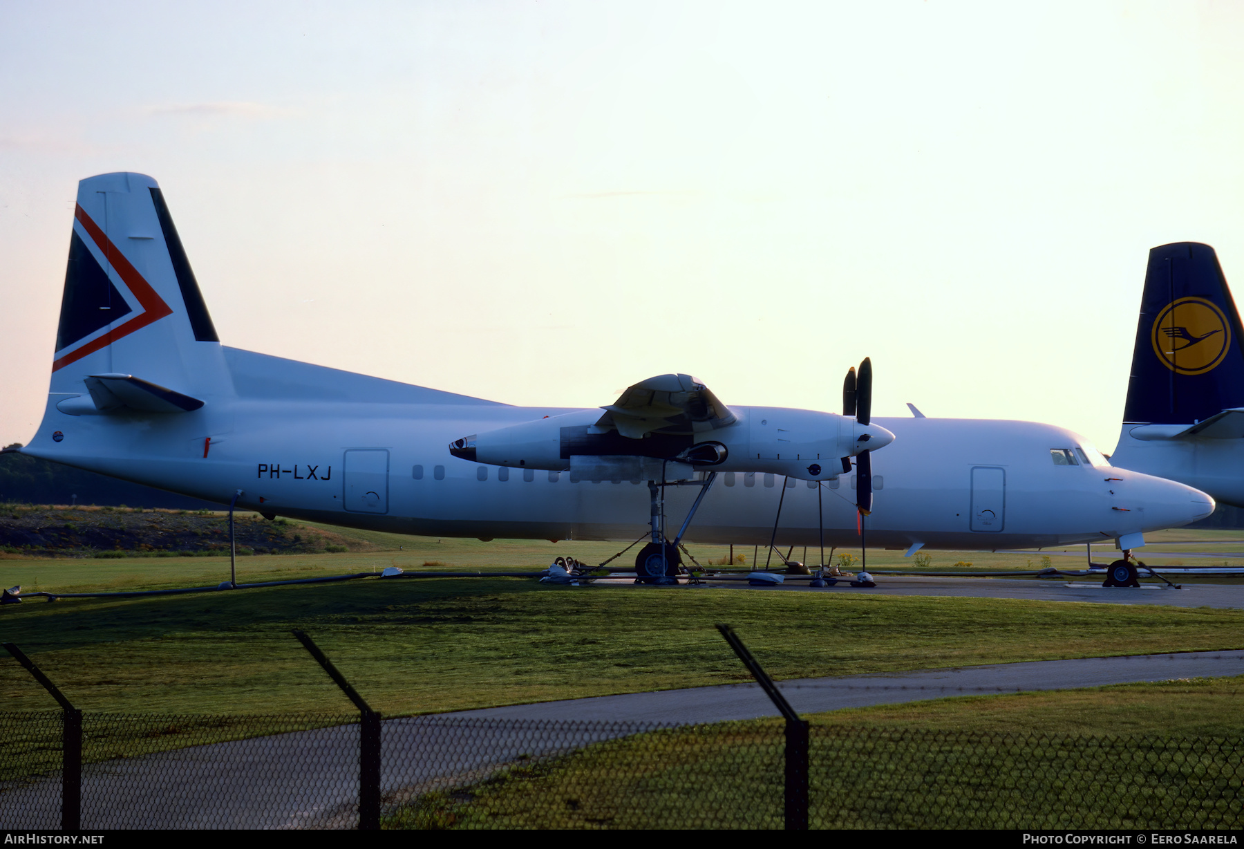 Aircraft Photo of PH-LXJ | Fokker 50 | Fokker | AirHistory.net #499549
