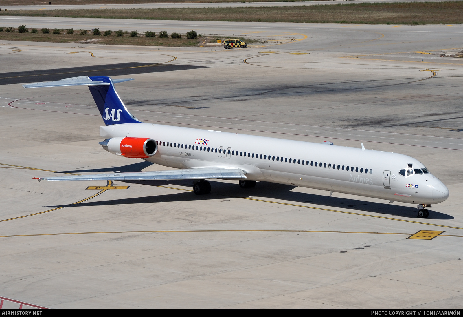 Aircraft Photo of LN-ROR | McDonnell Douglas MD-82 (DC-9-82) | Scandinavian Airlines - SAS | AirHistory.net #499565