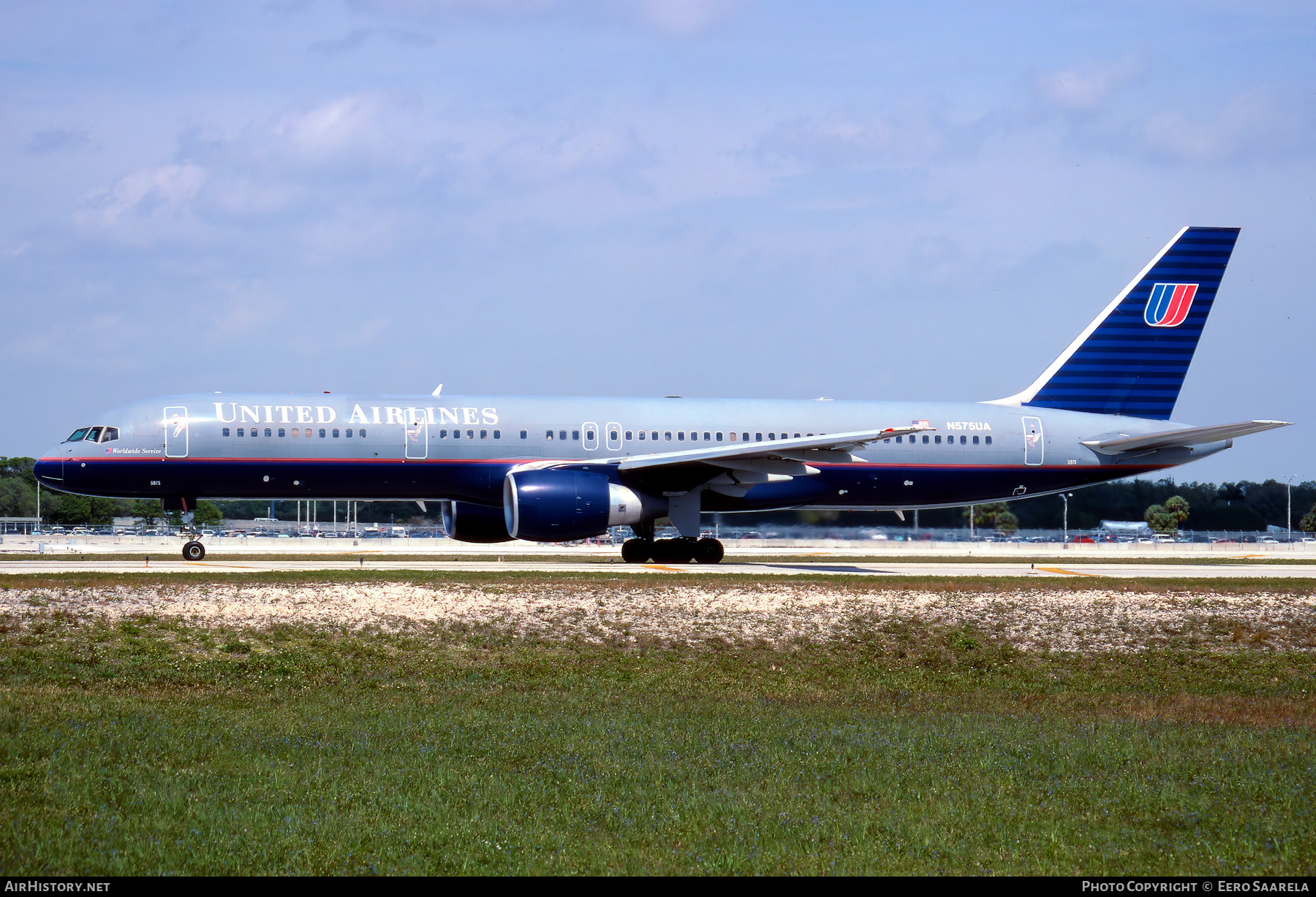 Aircraft Photo of N575UA | Boeing 757-222 | United Airlines | AirHistory.net #499600