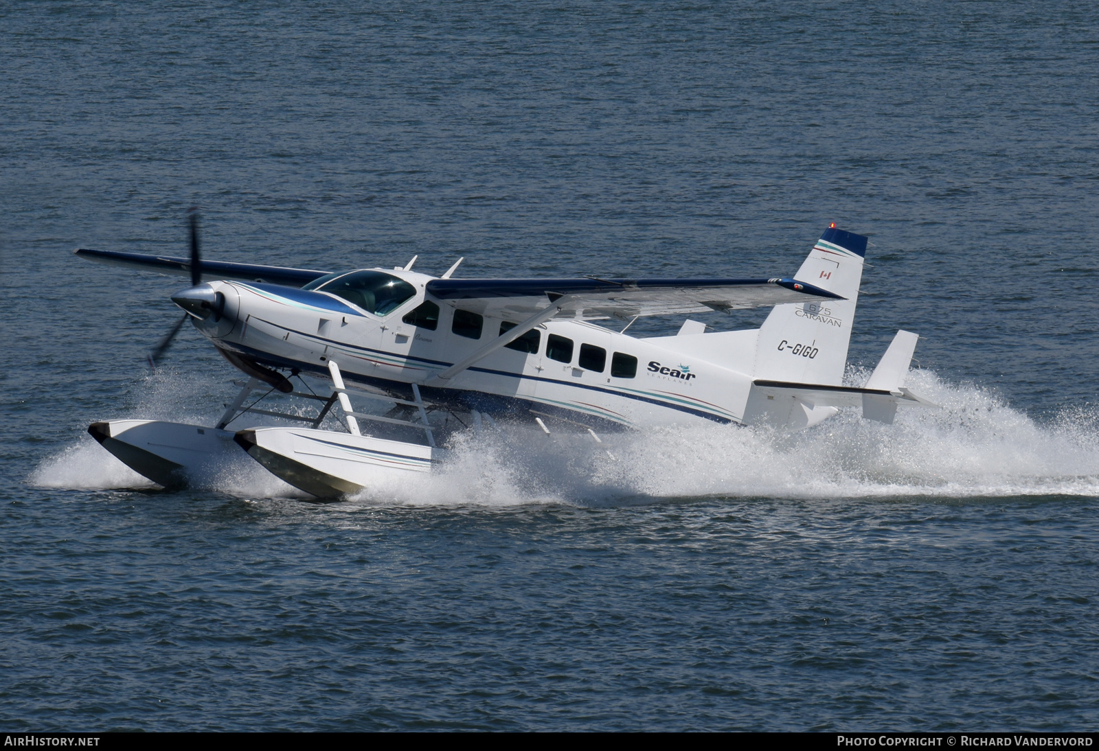 Aircraft Photo of C-GIGO | Cessna 208 Caravan 675 | Seair Seaplanes | AirHistory.net #499622