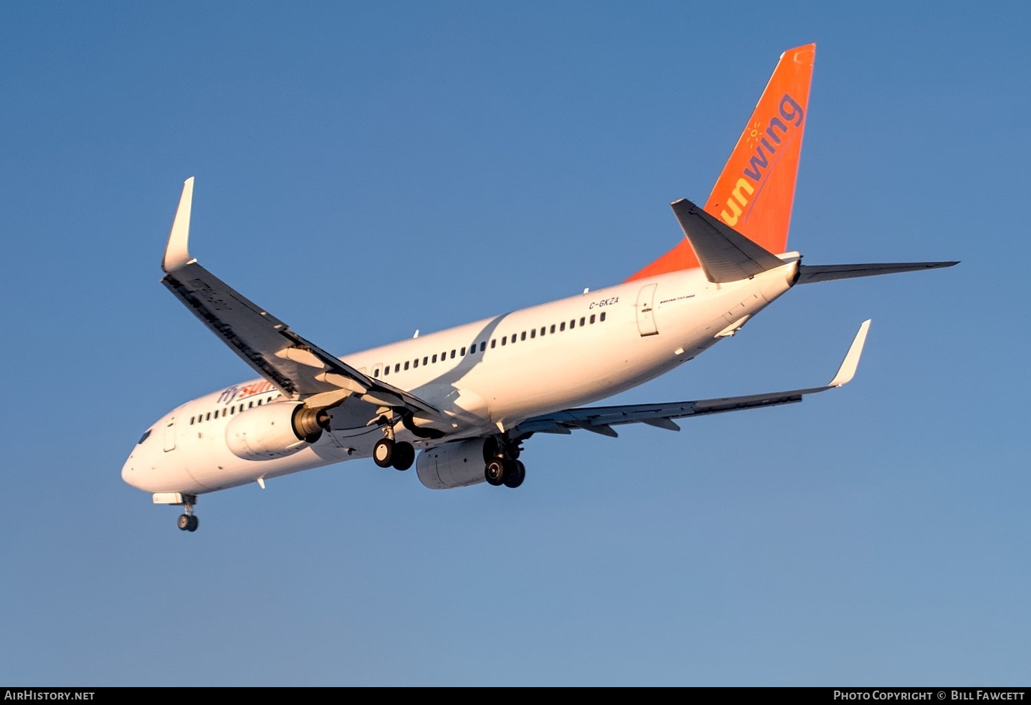 Aircraft Photo of C-GKZA | Boeing 737-8K2 | Sunwing Airlines | AirHistory.net #499669