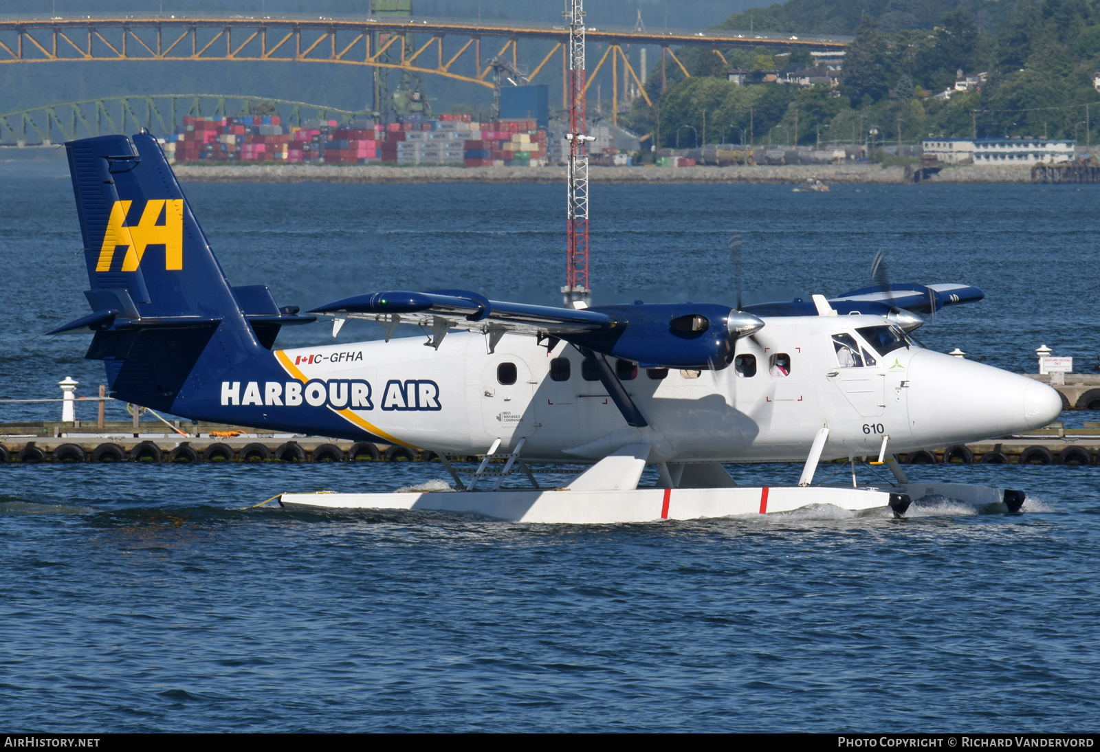 Aircraft Photo of C-GFHA | De Havilland Canada DHC-6-300 Twin Otter | Harbour Air | AirHistory.net #499702