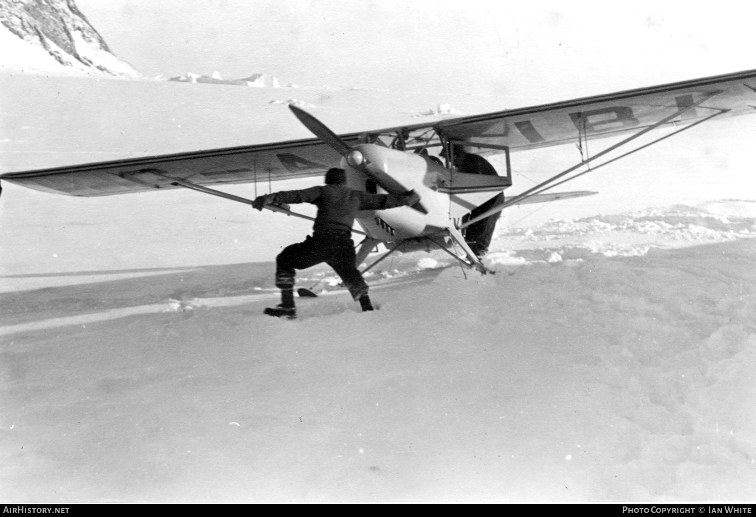 Aircraft Photo of G-AIBI | Auster J-1 Autocrat | AirHistory.net #499711